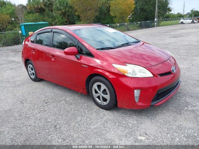 TOYOTA PRIUS 2013
