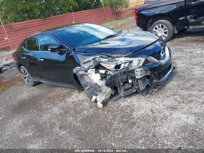 NISSAN MAXIMA 2017