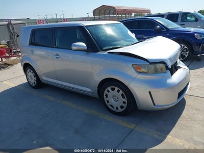 SCION XB 2010