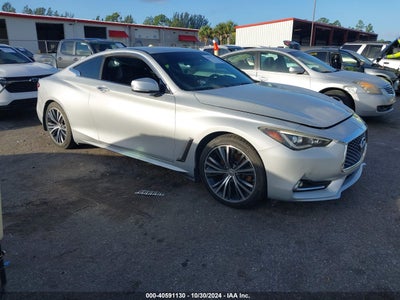 INFINITI Q60 2017