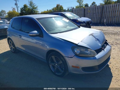 VOLKSWAGEN GOLF 2010