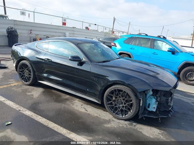 FORD MUSTANG 2020