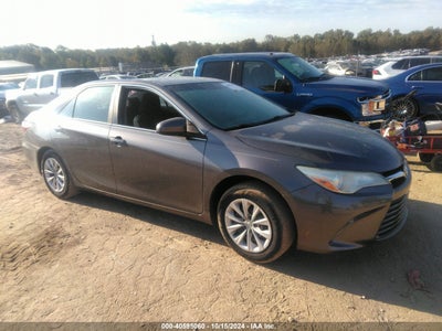 TOYOTA CAMRY 2015