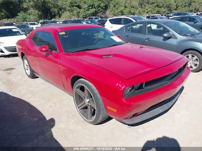 DODGE CHALLENGER 2013