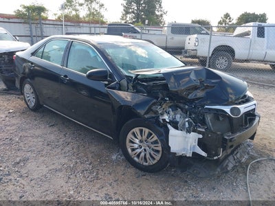 TOYOTA CAMRY 2014