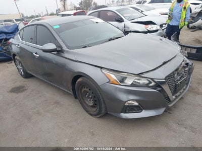NISSAN ALTIMA 2019