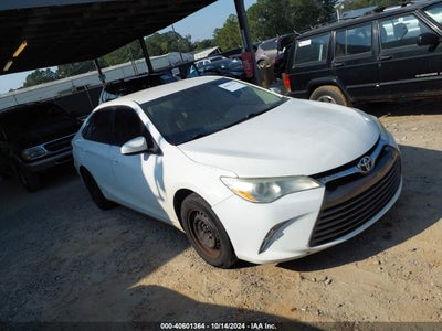 TOYOTA CAMRY 2016