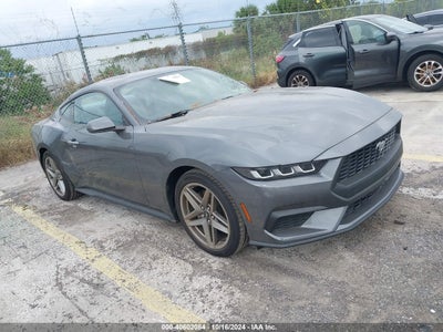 FORD MUSTANG 2024