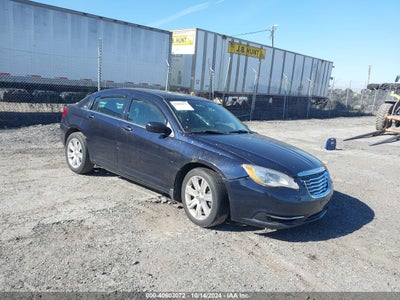 CHRYSLER 200 2011