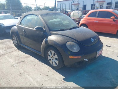 VOLKSWAGEN NEW BEETLE 2009