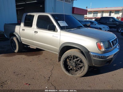 NISSAN FRONTIER 2000