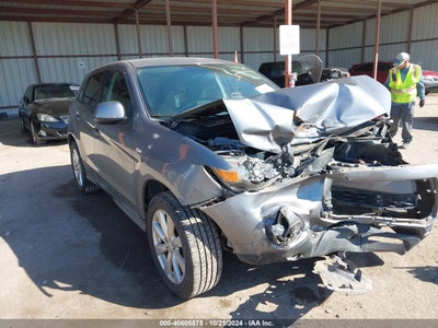 MITSUBISHI OUTLANDER SPORT 2015
