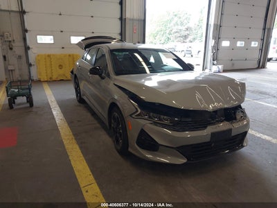 KIA K5 2023