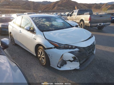 TOYOTA PRIUS PRIME 2017