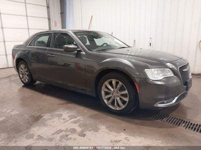 CHRYSLER 300 2015