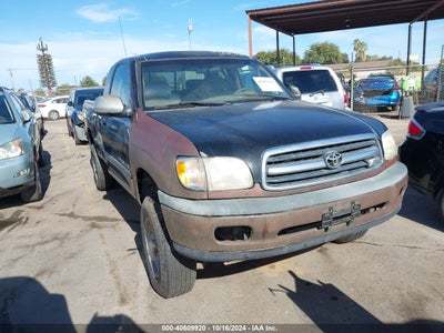 TOYOTA TUNDRA 2001