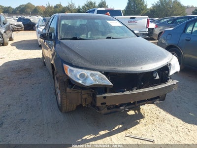 TOYOTA CAMRY 2012