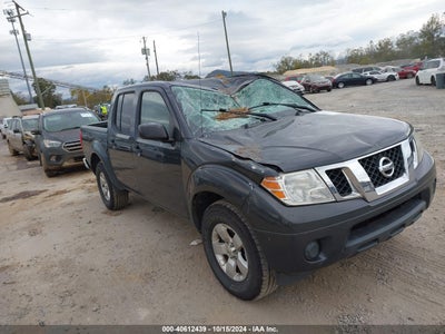 NISSAN FRONTIER 2013