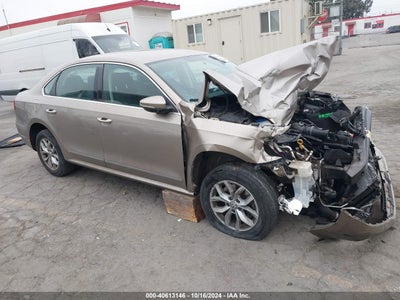 VOLKSWAGEN PASSAT 2016