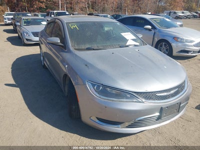 CHRYSLER 200 2015