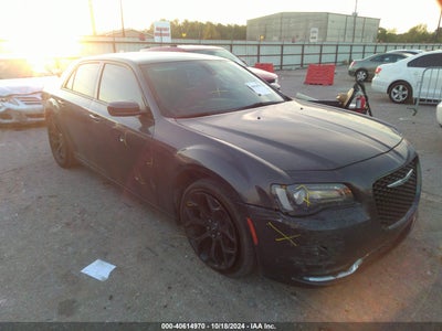 CHRYSLER 300 2019