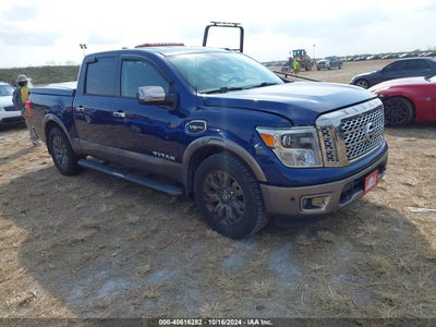 NISSAN TITAN 2017
