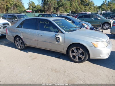 TOYOTA AVALON 2002