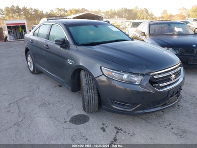 FORD TAURUS 2016