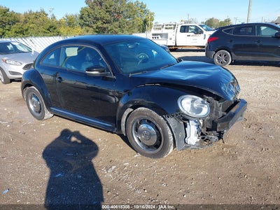VOLKSWAGEN BEETLE 2012