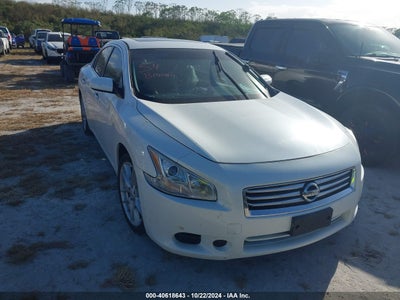 NISSAN MAXIMA 2014