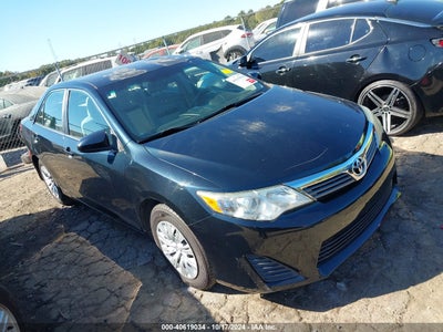 TOYOTA CAMRY 2014