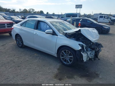 TOYOTA CAMRY 2016