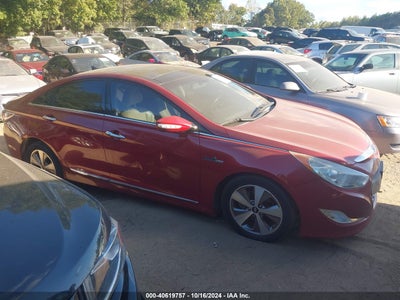 HYUNDAI SONATA HYBRID 2011