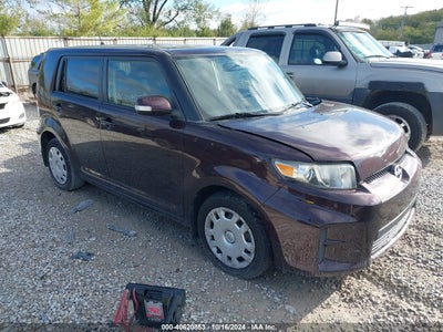 SCION XB 2011