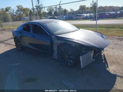 TESLA MODEL S 2016