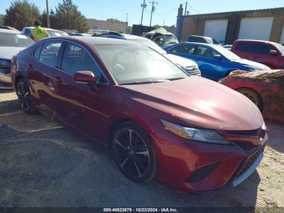 TOYOTA CAMRY 2018