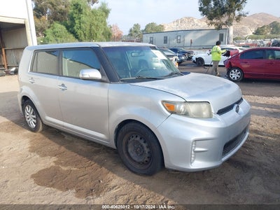 SCION XB 2013