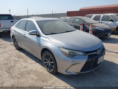TOYOTA CAMRY 2016