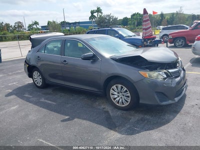 TOYOTA CAMRY 2014