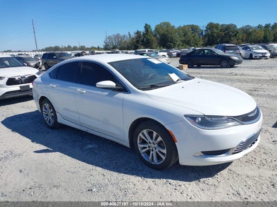 CHRYSLER 200 2015