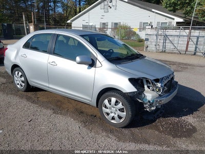 TOYOTA YARIS 2010