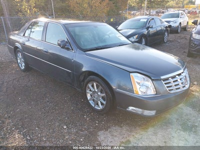 CADILLAC DTS 2011