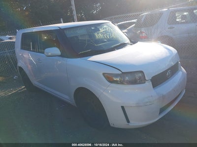 SCION XB 2010
