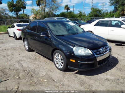 VOLKSWAGEN JETTA 2010