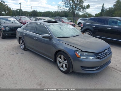 VOLKSWAGEN PASSAT 2012