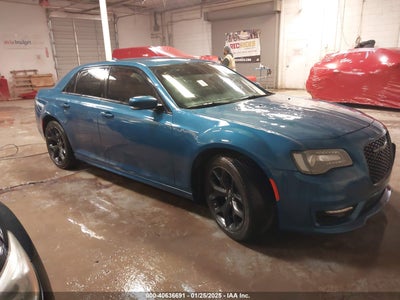 CHRYSLER 300 2022