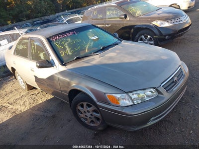 TOYOTA CAMRY 2001