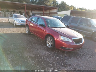 CHRYSLER 200 2011