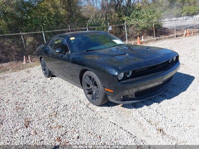 DODGE CHALLENGER 2016