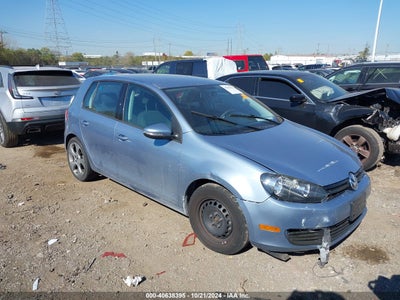 VOLKSWAGEN GOLF 2010